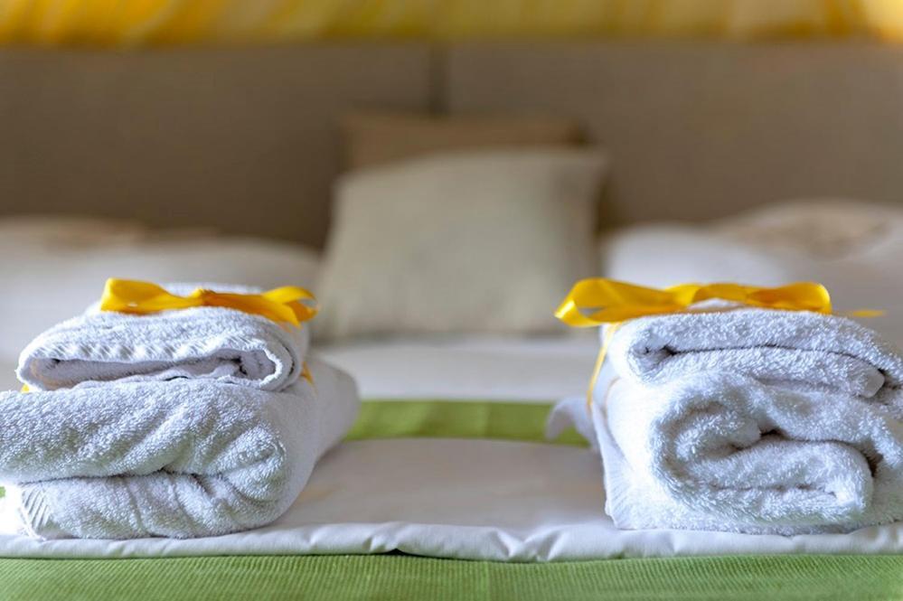 Pagali Hotel Órmos Aiyialís エクステリア 写真